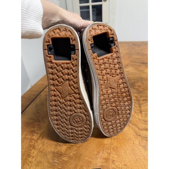 Unavailable - Picture 7 of 9